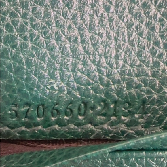 Gucci Forest Green Leather Bag with Gold Accents - Picture 8 of 8